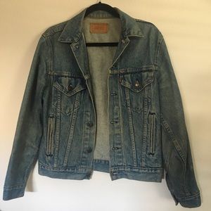 Oversized Levi’s Jean Jacket